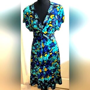 Flowy Midi Dress w/knot accent @ V-Neck & Colors Reminiscent of a Monet Painting